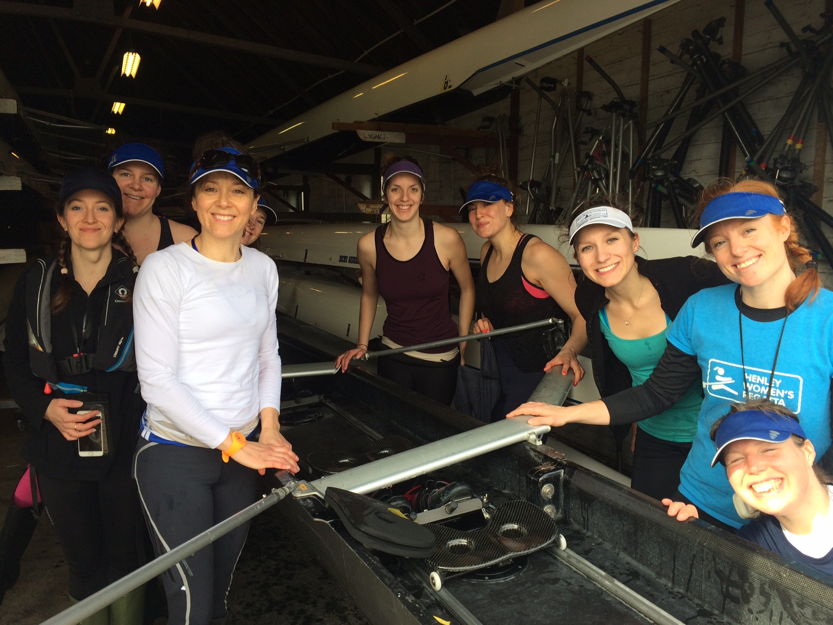 Rowing with the Barnes Bridge Ladies – a true story
