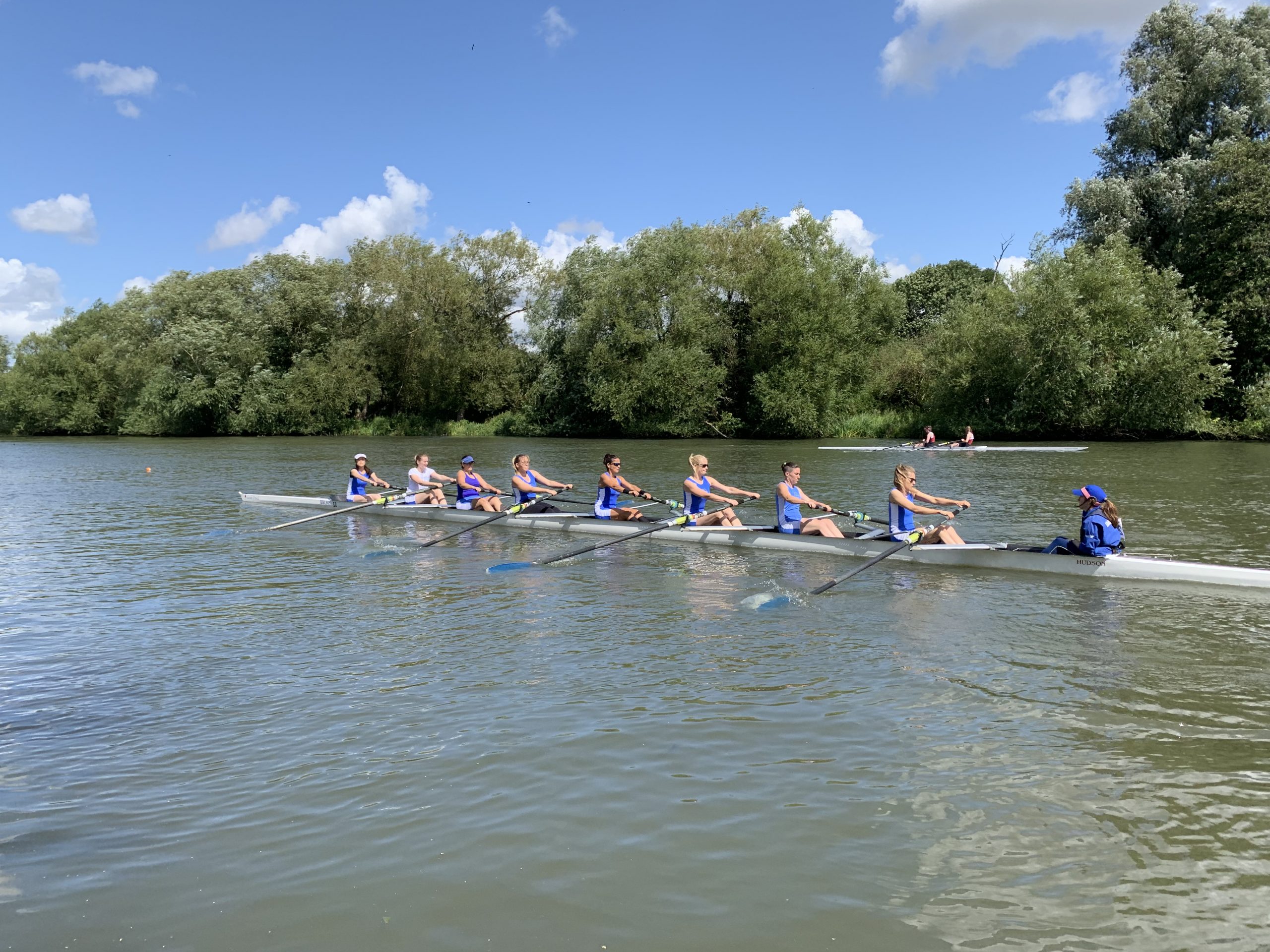 Barnes Bridge Ladies Rowing Club